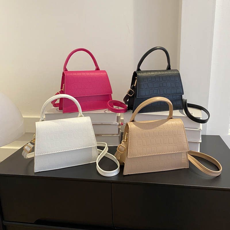 Women's Medium All Seasons Pu Leather Solid Color Vintage Style Square Flip Cover Handbag