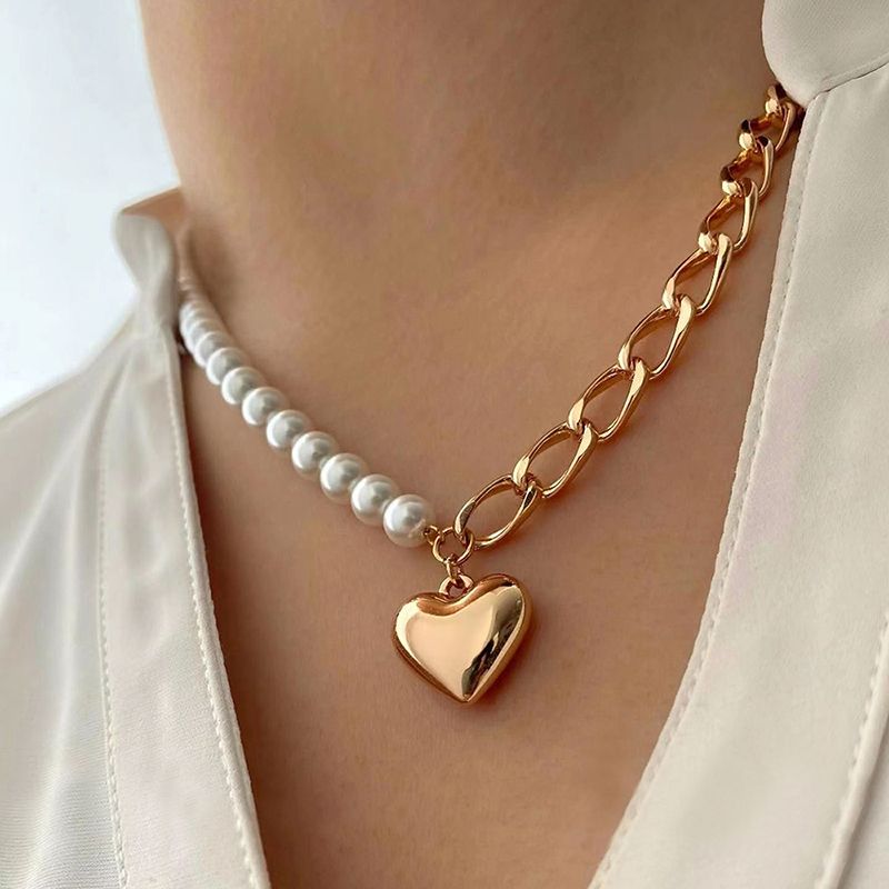 Ig-stil Lässig Herzform Imitationsperle Legierung Perlen Frau Halskette Mit Anhänger