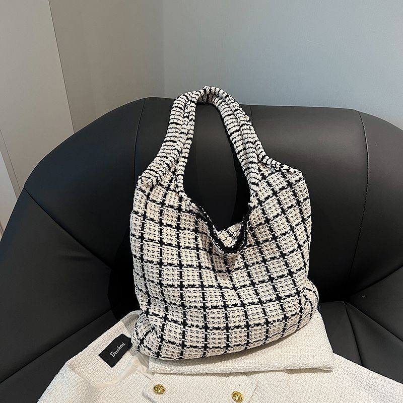 Women's Large Autumn&winter Knit Plaid Streetwear Square Open Shoulder Bag Handbag