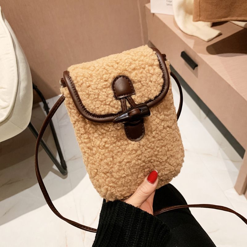 Women's Small Shearling Solid Color Streetwear Square Lock Clasp Shoulder Bag Crossbody Bag