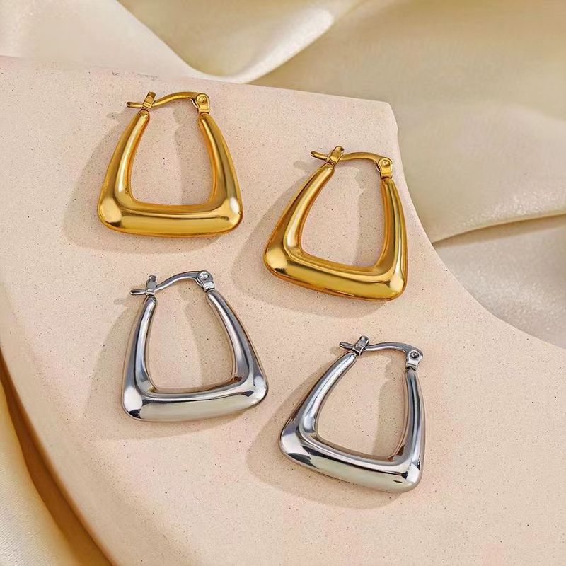 1 Paar Elegant Dame Geometrisch Überzug Rostfreier Stahl 18 Karat Vergoldet Ohrringe