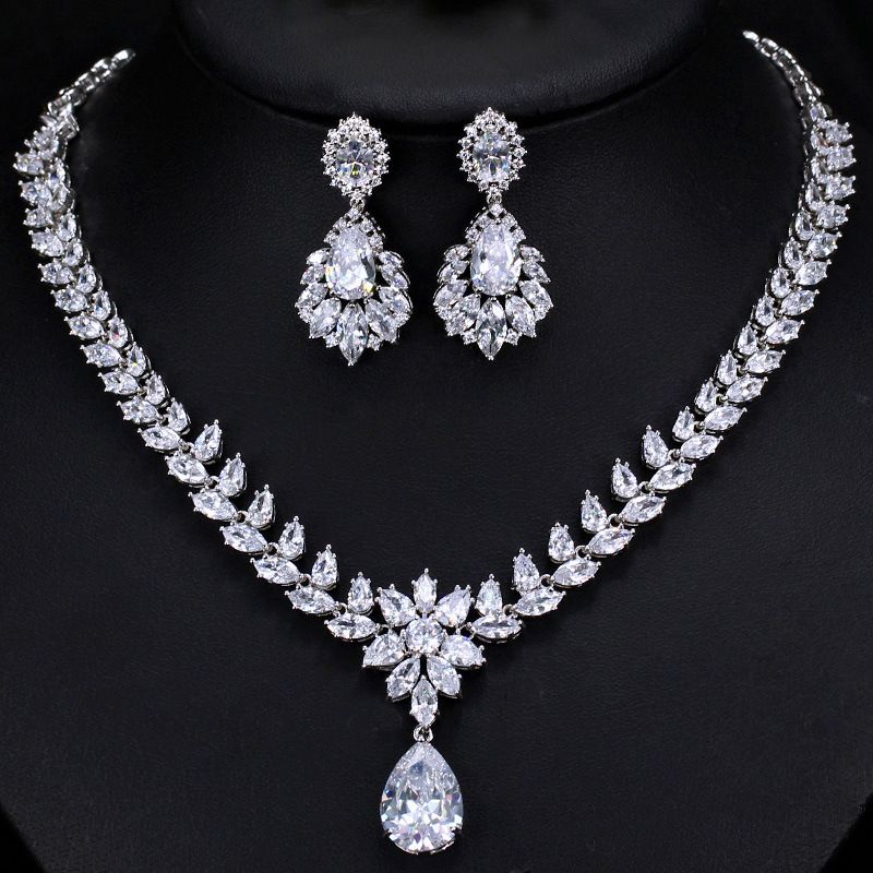Luxurious Wedding Bridal Water Droplets Flower Copper Plating Inlay Artificial Gemstones White Gold Plated Rhodium Plated Jewelry Set