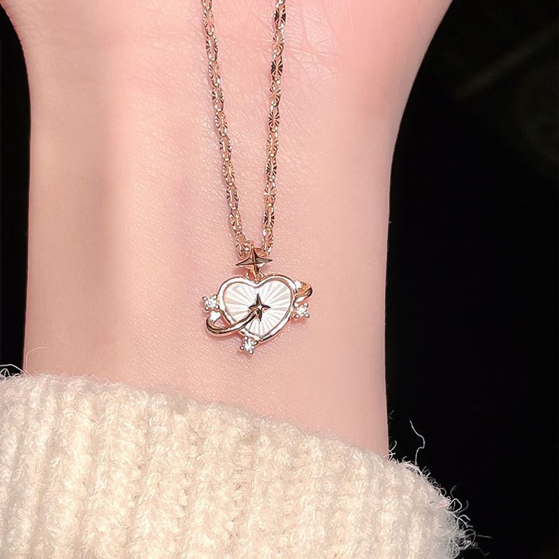 Die Spur Des Herzens Halskette Weibliche Liebe Fritillaria Anhänger Nischen Leichte Luxus Herzförmige Schlüsselbein Kette Süßes Mädchen Herz Schmuck
