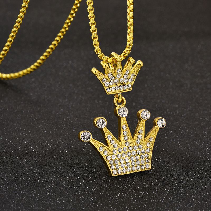 Hip Hop Corona Aleación Embutido Diamantes De Imitación Hombres Collar Colgante