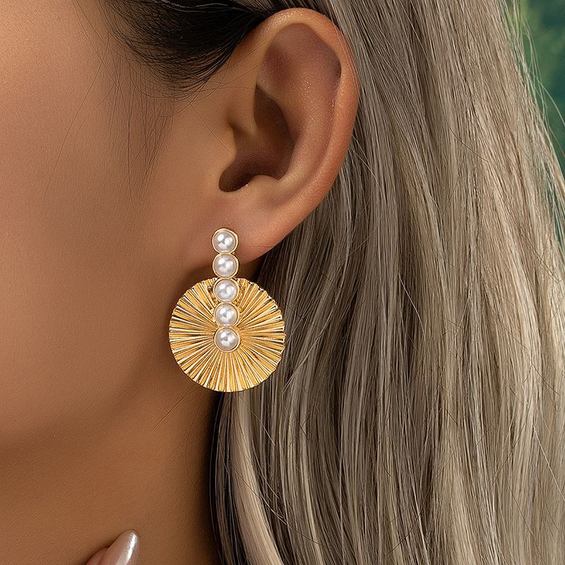 1 Pair Lady Round Plating Inlay Alloy Artificial Pearls 14k Gold Plated Ear Studs