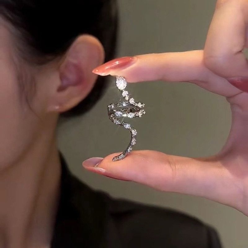 1 Pieza Estilo De Moda Animal Serpiente Enchapado Embutido Cobre Diamante Artificial Puños De Oreja