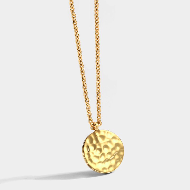 Simple Style Commute Solid Color Copper Plating 18k Gold Plated Pendant Necklace