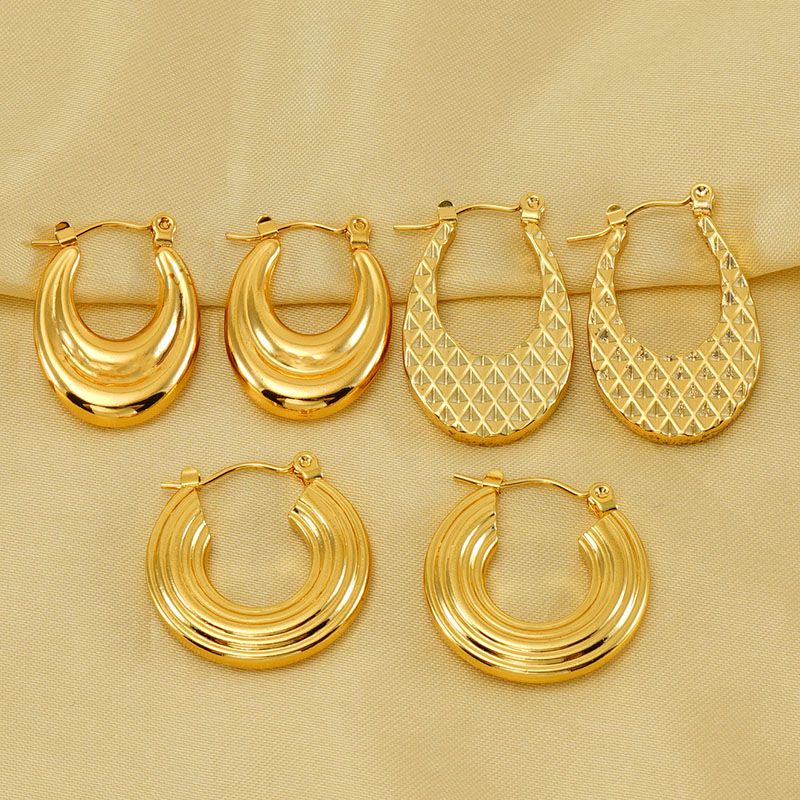 1 Pair Elegant U Shape Gold Plated Stainless Steel Titanium Steel 18K Gold Plated Earrings