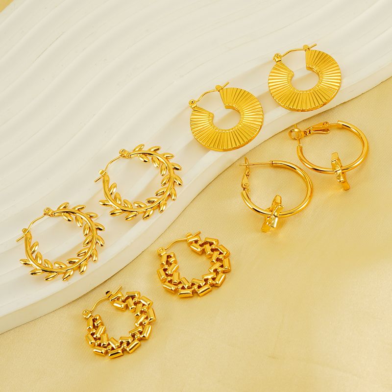 1 Pair Elegant Solid Color Gold Plated Stainless Steel Titanium Steel Earrings
