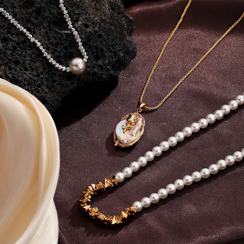 Retro Commute Irregular Flower Copper Beaded Plating Inlay Freshwater Pearl 18k Gold Plated Pendant Necklace Necklace