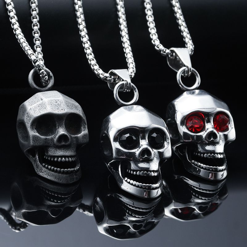 Casual Skull Titanium Steel Polishing Men's Pendant Necklace