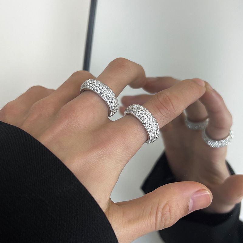 Elegant Solid Color Alloy Plating Inlay Artificial Rhinestones Women's Rings