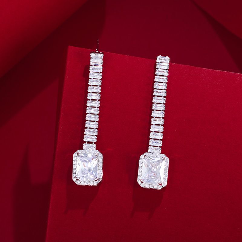 1 Pair Elegant Shiny Square Plating Inlay Copper Zircon White Gold Plated Rhodium Plated Drop Earrings