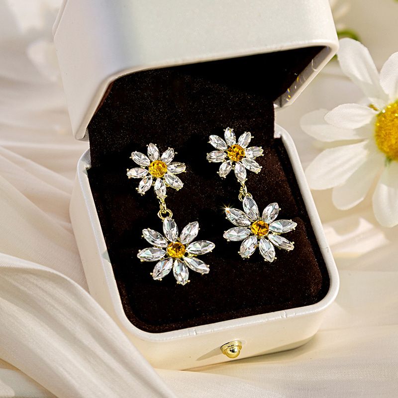 Wholesale Jewelry Simple Style Flower Alloy Zircon Inlay Drop Earrings