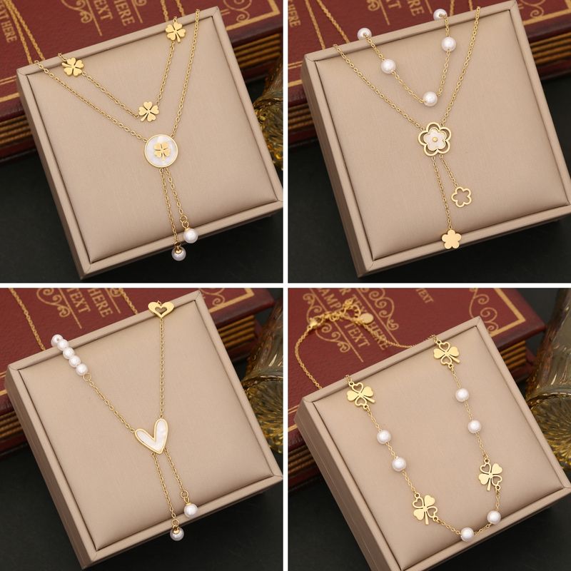 Wholesale Commute Heart Shape Flower 304 Stainless Steel Copper Plating 18K Gold Plated Pendant Necklace