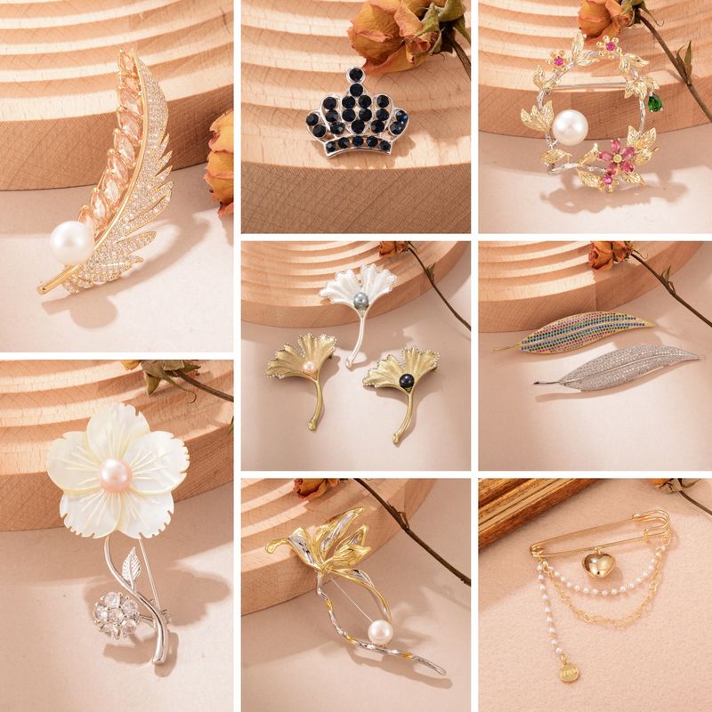 Elegant Glam Krone Feder Blume Kupfer Überzug Inlay Künstliche Perlen Zirkon Frau Broschen 1 Stück