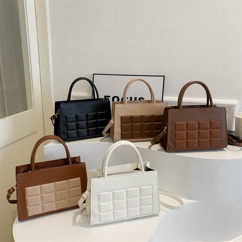 Women's Pu Leather Solid Color Vintage Style Classic Style Square Zipper Handbag
