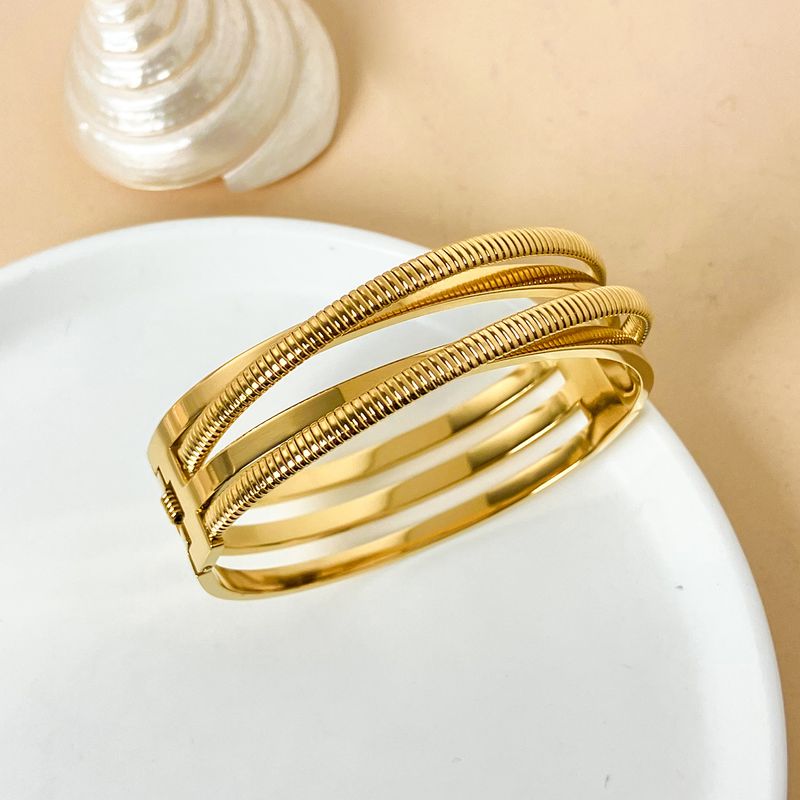 Simple Style Streetwear Solid Color 304 Stainless Steel 14K Gold Plated Bangle In Bulk