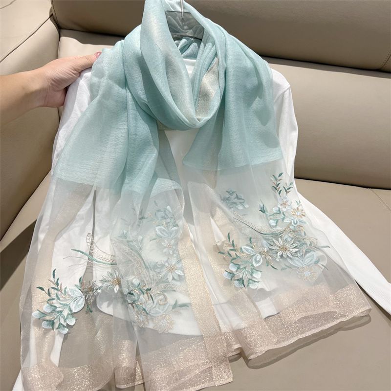 Women's Elegant Flower Polyester Embroidery Silk Scarf