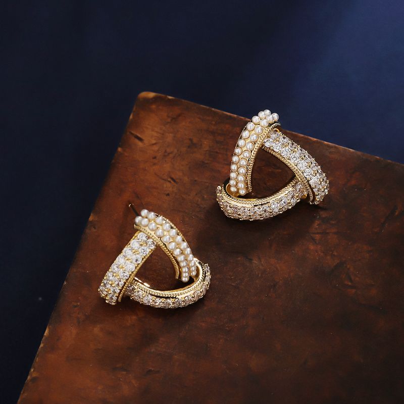1 Par Estilo Simple Estilo Clásico Borla Enchapado Embutido Cobre Diamantes De Imitación Perla Pendientes