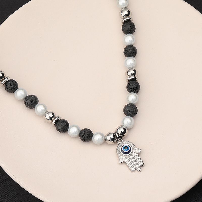 304 Stainless Steel Casual Simple Style Classic Style Beaded Devil's Eye Palm Pendant Necklace