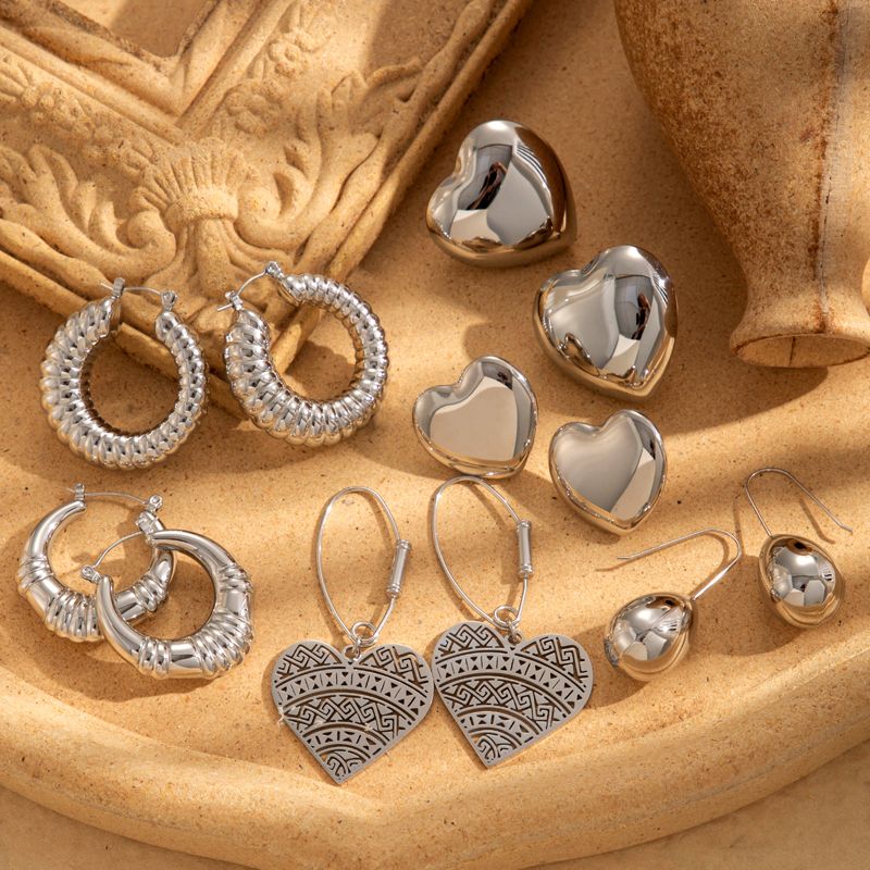 1 Pair Simple Style Water Droplets Heart Shape Rhombus Plating Stainless Steel 18k Gold Plated Drop Earrings