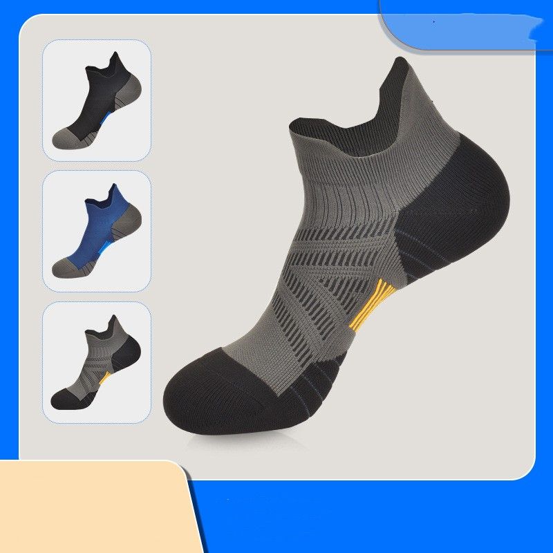 Männer Sport Farbblock Polyester Ankle Socken Ein Paar
