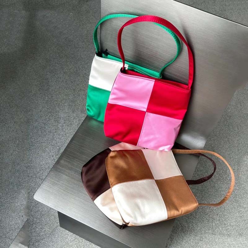 Women's Mini Canvas Color Block Vintage Style Classic Style Square Magnetic Buckle Shoulder Bag