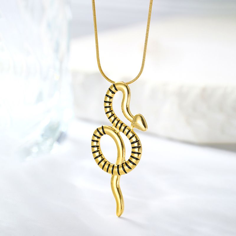 Stainless Steel Elegant Simple Style Plating Snake Pendant Necklace