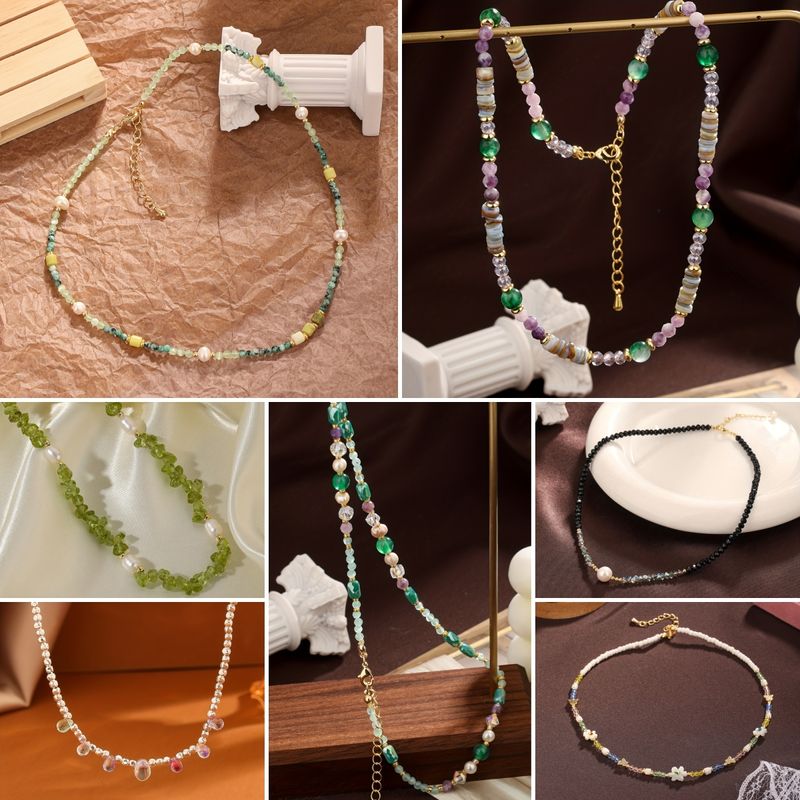 Elegant Solid Color Artificial Crystal Natural Stone Freshwater Pearl Beaded Necklace