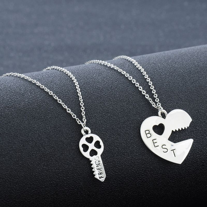 Simple Style Heart Shape Alloy Plating Unisex Pendant Necklace