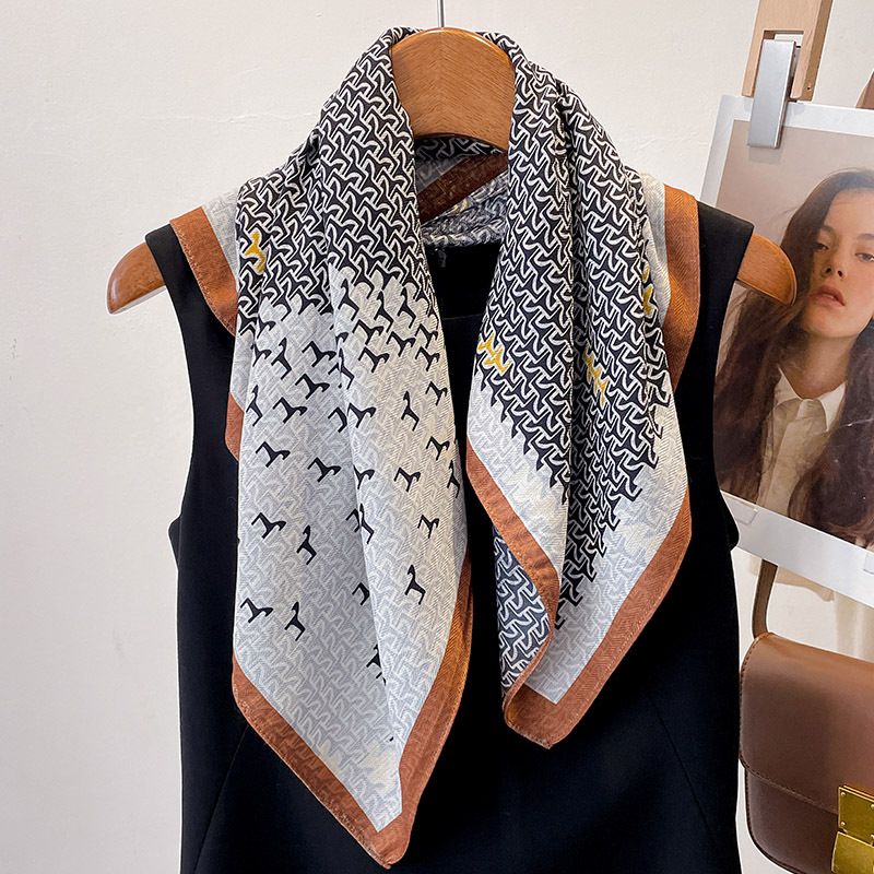Women's Simple Style Horse Polyester Silk Scarf
