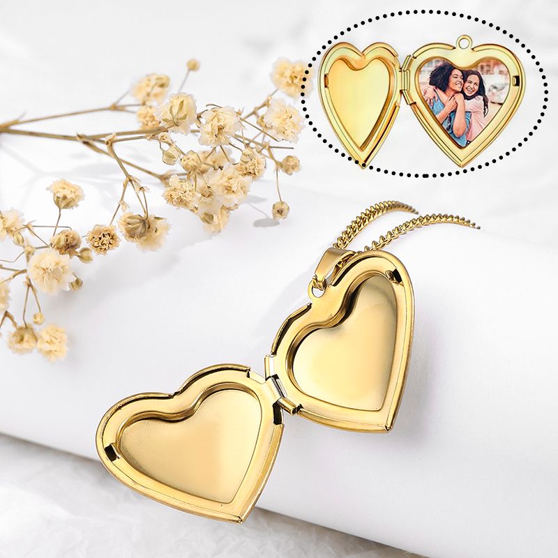 Stainless Steel Vintage Style Classic Style Square Oval Heart Shape Plating Pendant Necklace