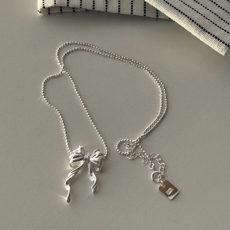 Sterling Silver Simple Style Bow Knot Plating Pendant Necklace