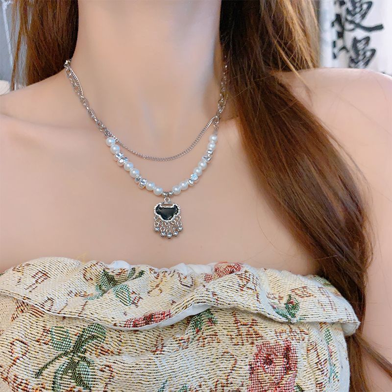 Chinoiserie Elegant Romantic Tassel Lock Artificial Pearl Alloy Women's Pendant Necklace