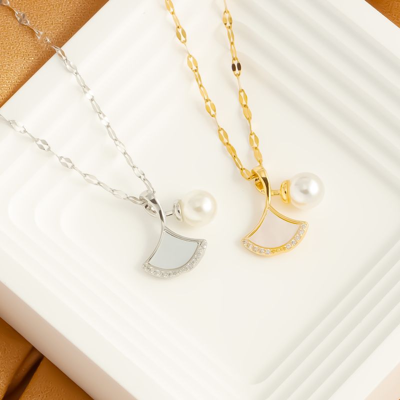 Stainless Steel 18K Gold Plated White Gold Plated Simple Style Shiny Plating Inlay Sector Pearl Shell Pendant Necklace