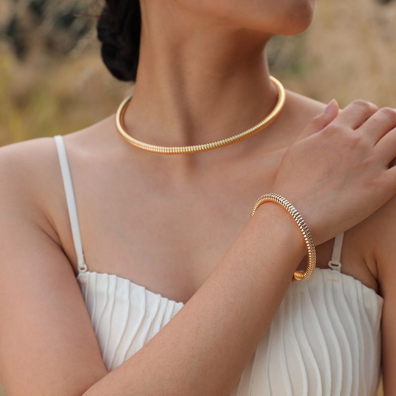 Elegant Simple Style Round Alloy Wholesale Bracelets Necklace