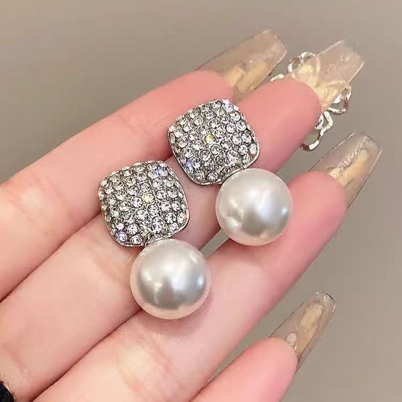 1 Paire Élégant Géométrique Placage Incruster Alliage Perles Artificielles Strass Boucles D'Oreilles