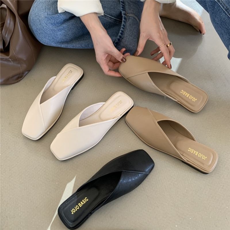 Women's Vintage Style Solid Color Square Toe Fashion Sandals