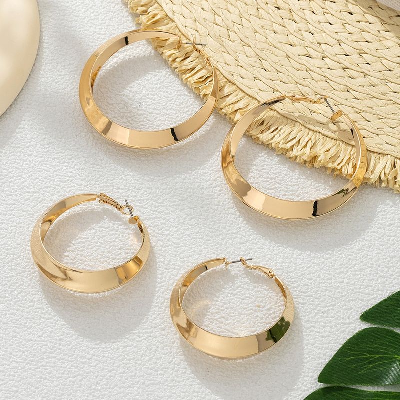 1 Pair Exaggerated Simple Style Round Plating Iron Hoop Earrings