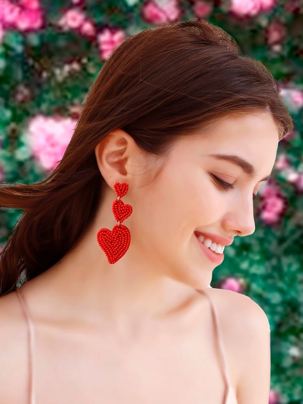 1 Pair Romantic Sweet Heart Shape Handmade Beaded Drop Earrings