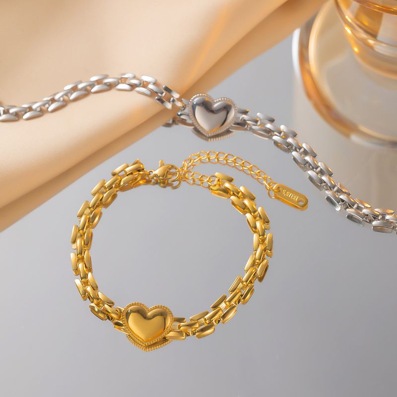 Einfacher Stil Herzform Edelstahl 304 18 Karat Vergoldet Armbänder In Masse