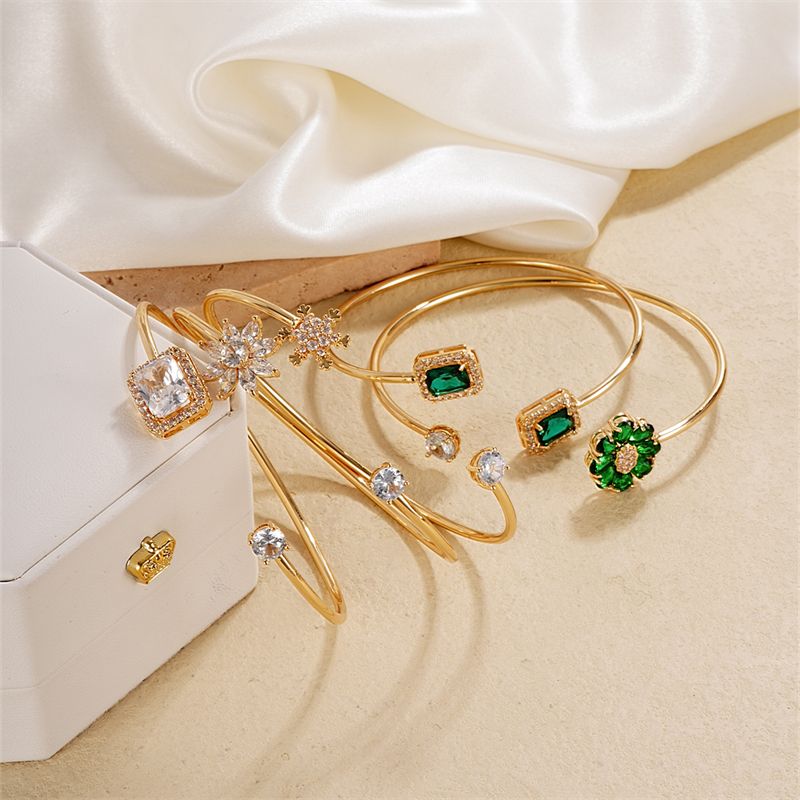 304 Stainless Steel Copper Casual Simple Style Classic Style Geometric Heart Shape Flower Zircon Bangle