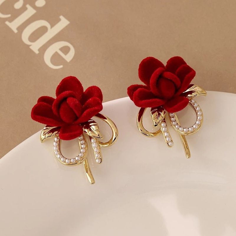 1 Paire Élégant Romantique Fleur Placage Incruster Alliage Perles Artificielles Boucles D'oreilles