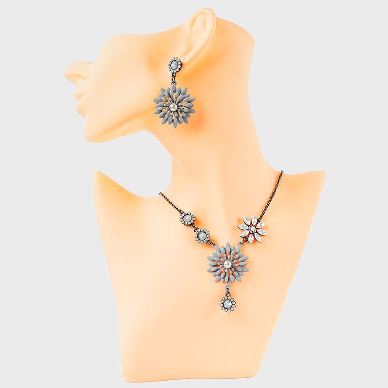 Glamour Brillante Flor Aleación Embutido Perlas Artificiales Vidrio Circón Mujeres Aretes Collar