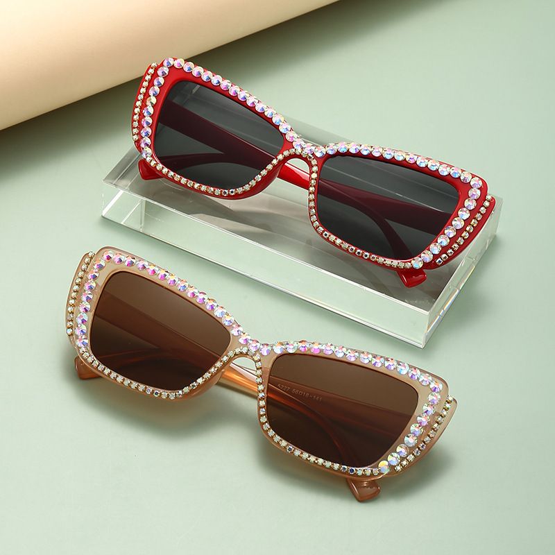 Sweet Streetwear Solid Color Ac Cat Eye Diamond Full Frame Women's Sunglasses