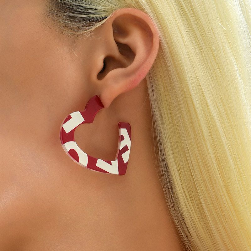 1 Pair Cute Heart Shape Polishing Arylic Ear Studs