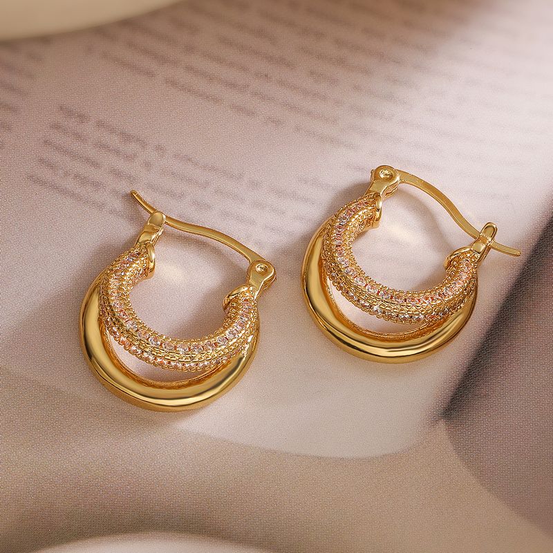 1 Paire Style Simple Géométrique Incruster Le Cuivre Zircon Plaqué Or 18K Boucles D'oreilles Cerceau