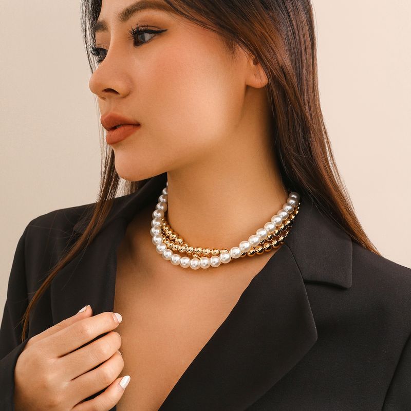 Übertrieben Einfacher Stil Klassischer Stil Runden CCB Imitationsperle Perlen Frau Halskette