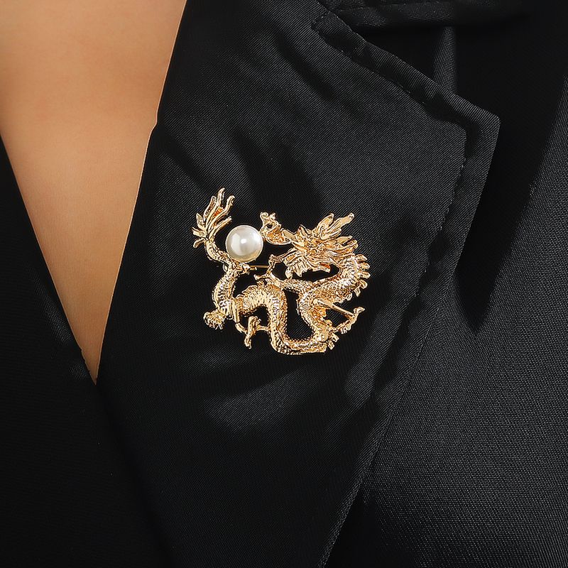Chinoiseries Style Classique Dragon Alliage Incruster Perles Artificielles Unisexe Broches